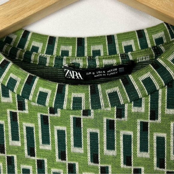 Zara Green Retro Geometric Crewneck Long Sleeve Top S - Picture 4 of 4